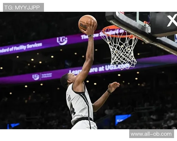 马刺队本赛季前17场比赛取得12胜创球队自16至17赛季以来最佳开局